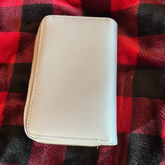 Wallet - Picture 4 of 4